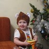 Никита Стрельцов (1 год 10 месяцев). В подарок получил мягкую игрушку - говорящую обезьянку — newsvl.ru