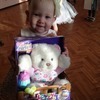 Алиса (1 год 3 месяца). Дед Мороз принес игрушку — newsvl.ru