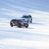 Cамым зрелищным  эпизодом открытия нового сезона стал съезд со склона двух иномарок Subaru Forester и Subaru XV — newsvl.ru