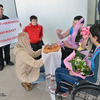 Жители Владивостока встречают спортсменов — newsvl.ru