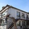 Строители завершают работы по утеплению стен здания и уже на следующей неделе приступят к отделке фасада — newsvl.ru