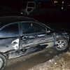 От удара автомобиль Toyota Levin откинуло на разделительные леера — newsvl.ru