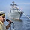 Командующего громким «Ура» приветствовал личный состав каждого из кораблей. — newsvl.ru