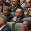 Кто-то из зрителей внимательно слушает речь Горчакова — newsvl.ru