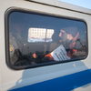 После этого митингующего погрузили в служебный автомобиль и отвезли во Фрунзенское РОВД — newsvl.ru