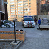Во Владивостоке возле строящегося дома №5 по улице Металлистов обнаружен погибший мужчина, предположительно, выпавший из строительной люльки, установленной на здании — newsvl.ru