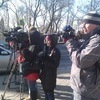 Участников акции у театрального сквера встретили журналисты — newsvl.ru