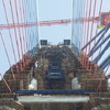 На полуострове Назимова и острове Русском на высоте 270 метров также завершено сооружение верхних постоянных перемычек главных мостовых опор — newsvl.ru