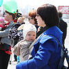 Родители, использующие слинг, говорят, что им не тяжело носить ребенка в течение нескольких часов — newsvl.ru