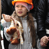 На торжественную церемонию гости привели своих детей — newsvl.ru