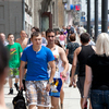 Горожане прогуливаются по центральным улицам — newsvl.ru