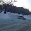 Поворот с Калинина на Интернациональную, очень скользко и много снега — newsvl.ru