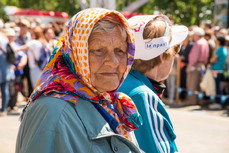Продавец за пару тысяч долга побил пенсионерку в Хабаровском крае