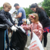 Малыши с детства учатся ответственно подходить к утилизации мусора — newsvl.ru