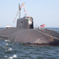 Атомная подводная лодка «Омск» примет участие в параде в День ВМФ во Владивостоке