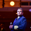 Капитан лайнера Чарльз Тайге, которого на судне называют Captain Charles, посетовал на очереди при сходе туристов на берег — newsvl.ru