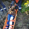 Спасатели в Приморье помогли женщине с переломом ноги спуститься с горы