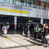 Сотни пассажиров несколько часов не могут вылететь из аэропорта Владивостока (ФОТО)