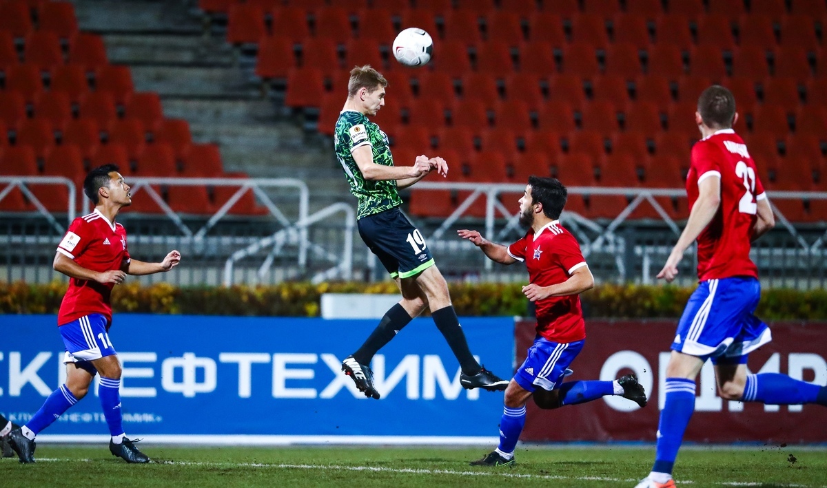 ротор хабаровск. ска хабаровск футбол логотип. фнл 2013/2014. ска хабаровск раскраска. ротор хабаровск.