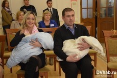 Три миллиарда выделят семьям с детьми в Хабаровском крае