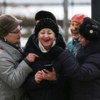 Позитивные пенсионерки пришли на митинг за снижение пенсионного возраста — newsvl.ru