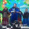 Жители Владивостока встречают Рождество на центральной площади (ФОТО)