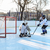 Любительские команды борются за место в полуфинале турнира по хоккею во Владивостоке (ФОТО)
