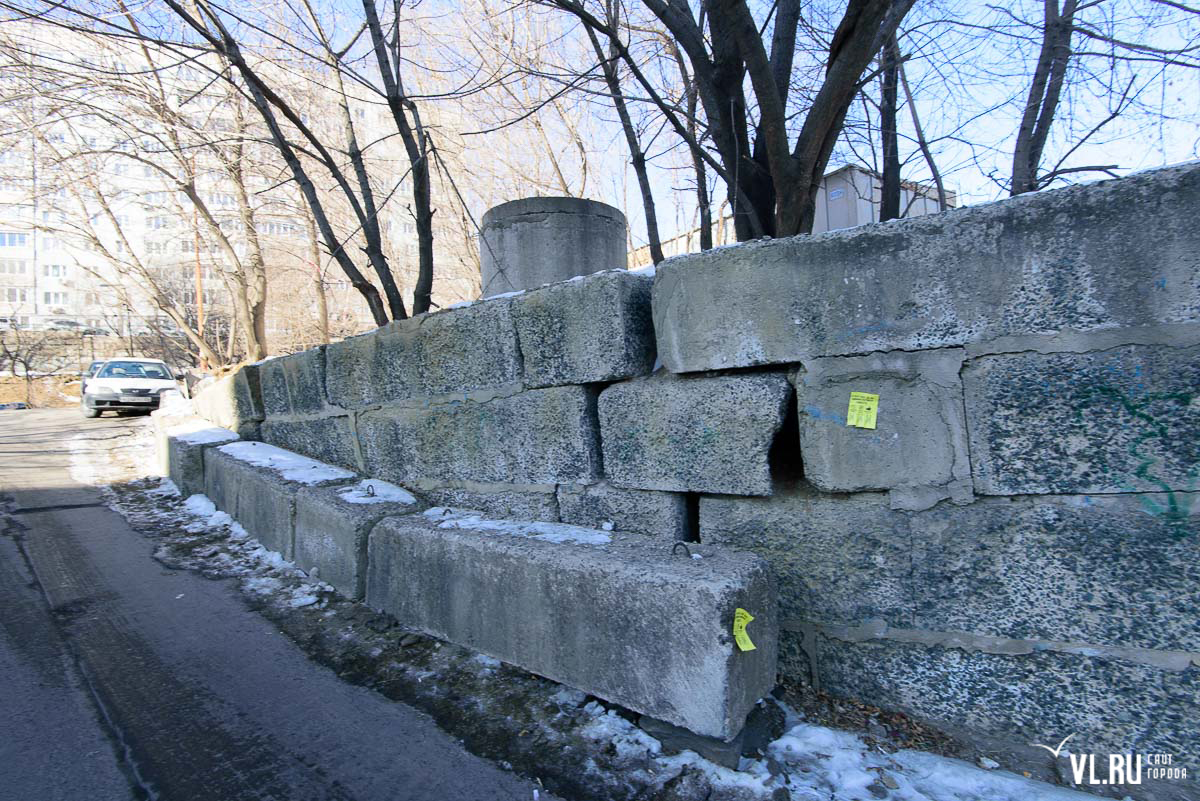 Подпорная стена из блоков
