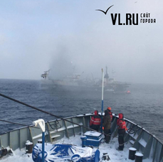 Горевшее в Охотском море рыболовецкое судно «Энигма Астралис» исчезло с радаров