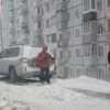 17 февраля сотни жителей Владивостока опоздали на работу из-за того, что не смогли или благоразумно не захотели выезжать на личных автомобилях — newsvl.ru