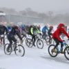 Большая часть участников соревнований «Тур острова Папенберг» была на велосипедах — newsvl.ru