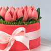 Шоколадные тюльпаны и кремовые нарциссы: весеннюю коллекцию тортов выпустил «Владхлеб» к 8 Марта