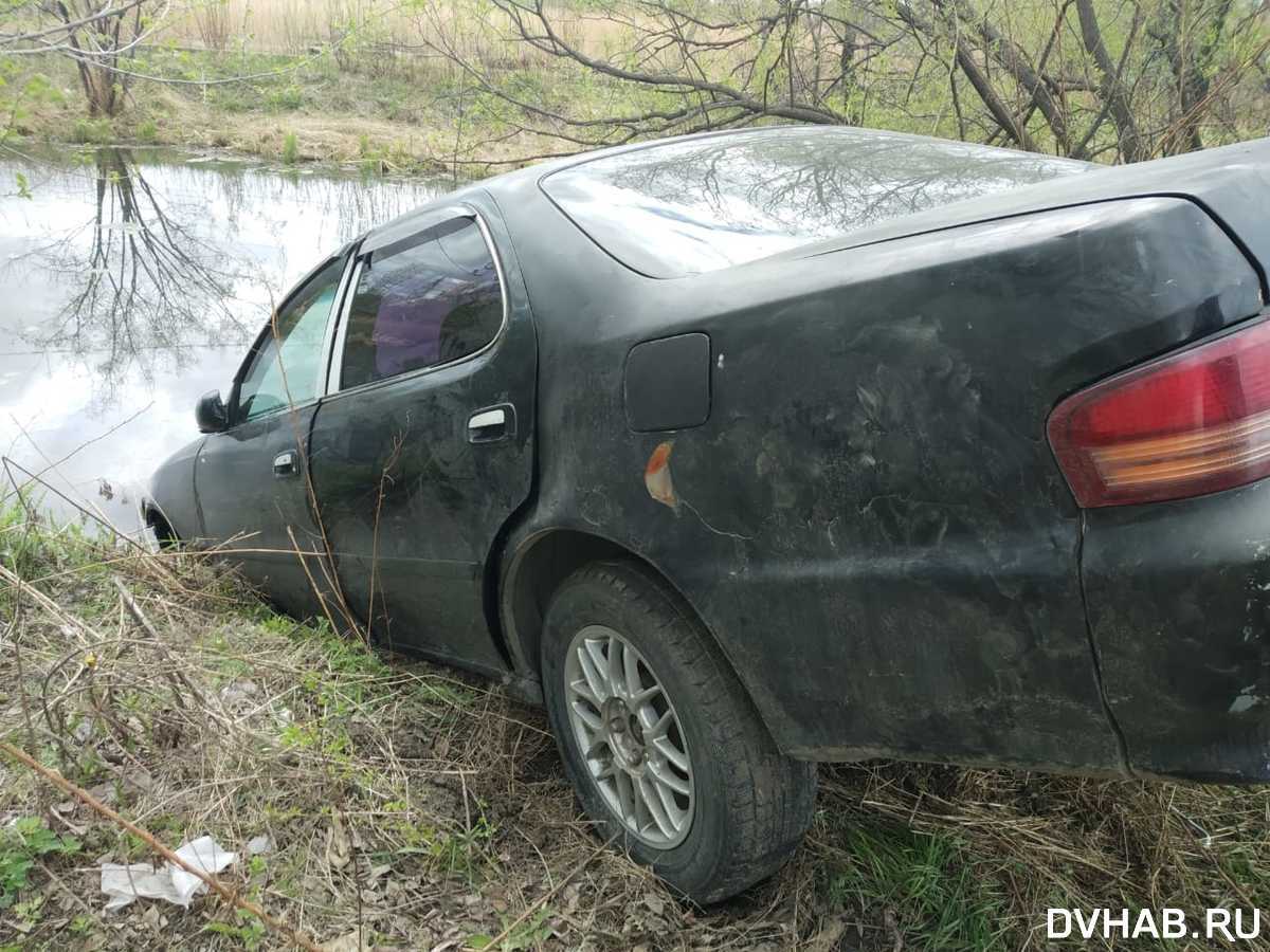 Брошенная Toyota Cresta найдена на окраине Березовки (ФОТО) — Новости  Хабаровска