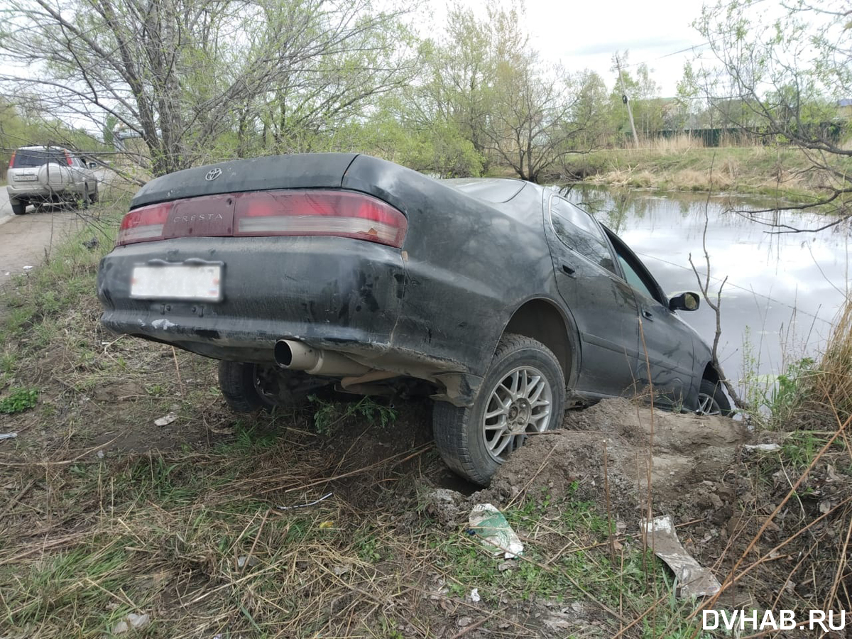 Брошенная Toyota Cresta найдена на окраине Березовки (ФОТО) — Новости  Хабаровска