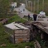 В Фокино грузовик врезался в RAV4 и свалился с моста в 600 метрах от места ДТП (ФОТО; ВИДЕО)
