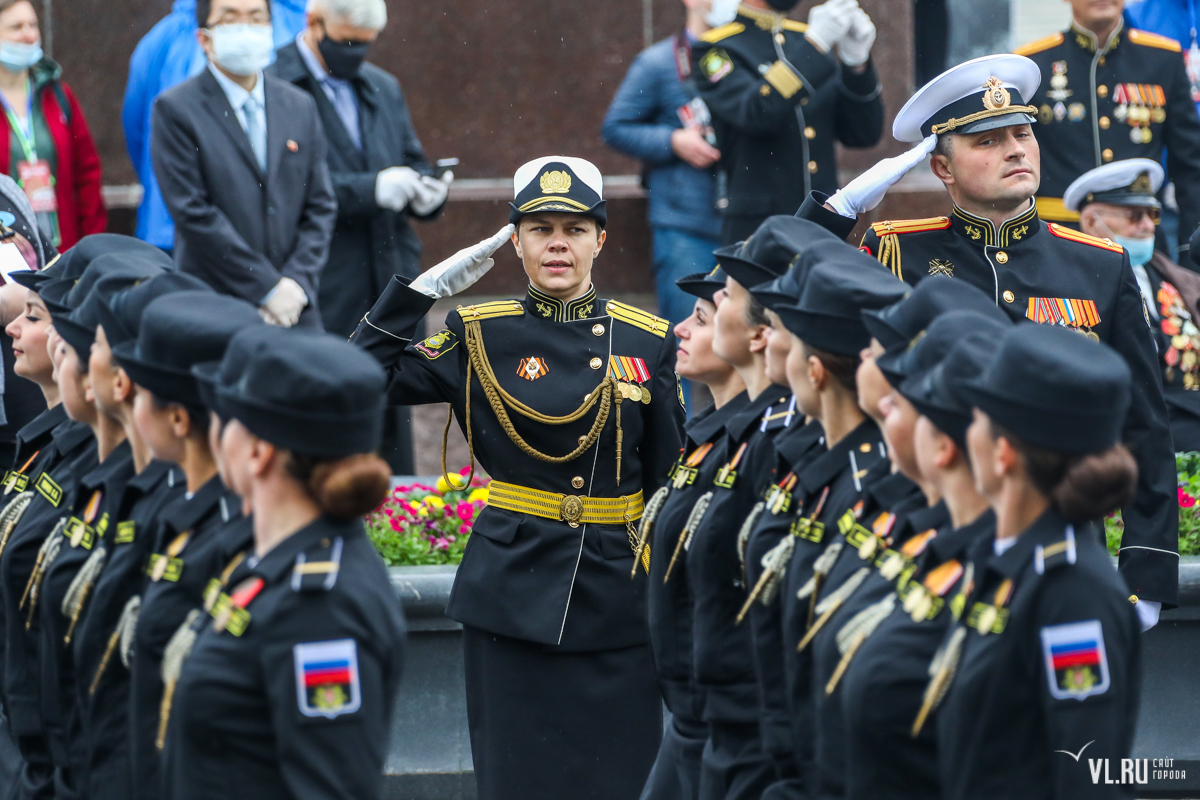 Владивосток парад 9 мая фото