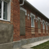 Подрядчики заделали окна в историческом здании цементом — newsvl.ru