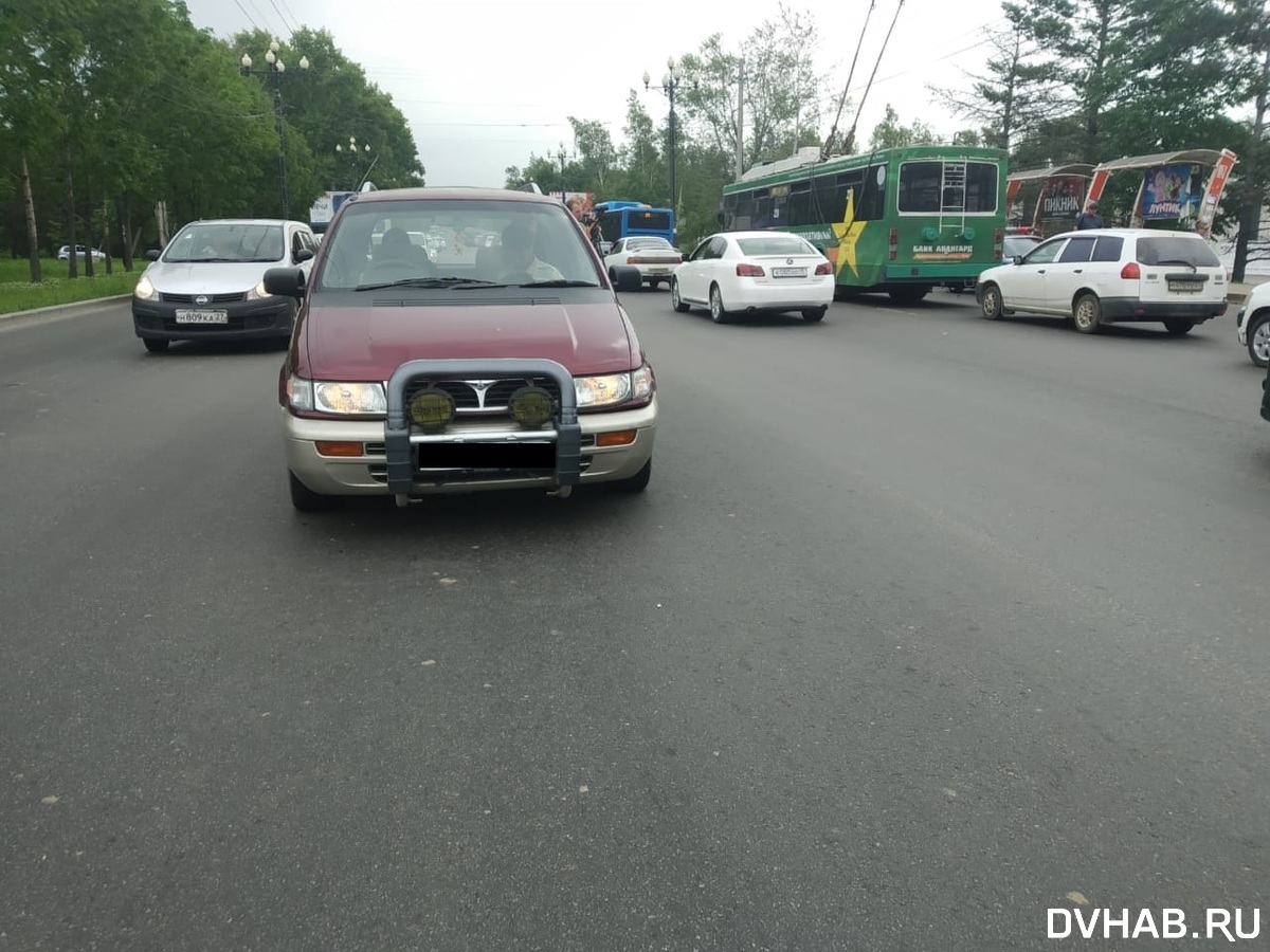 На пешеходном переходе сбил пенсионерку водитель Mitsubishi Chariot (ФОТО)  — Новости Хабаровска