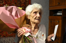 Фронтовая медсестра отпраздновала свой столетний юбилей в Хабаровске