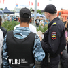Полиция в Хабаровске задерживает пьяных и провокаторов, а во Владивостоке — отставших от шествия