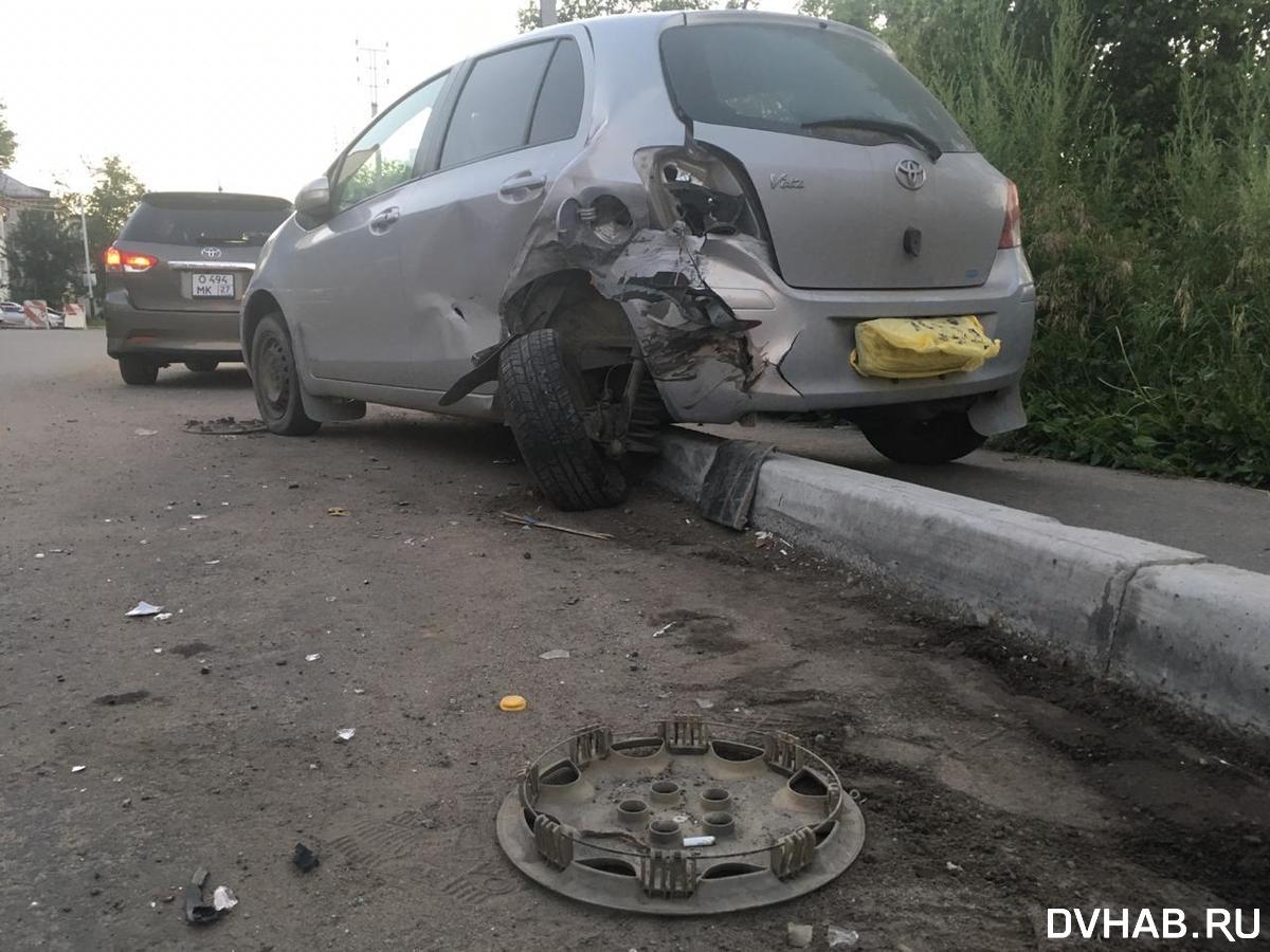 Пьяный водитель разбил четыре иномарки в Авиагородке (ФОТО) — Новости  Хабаровска