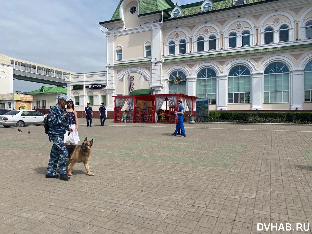 Эвакуации из-за звонков о минировании прошли в Хабаровске