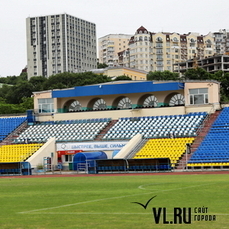 «Динамо» открыли для любителей бега: четыре раза в неделю посетить стадион в центре Владивостока можно бесплатно