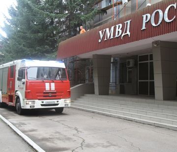Пожарные Биробиджана потушили здание МВД в рамках учений 