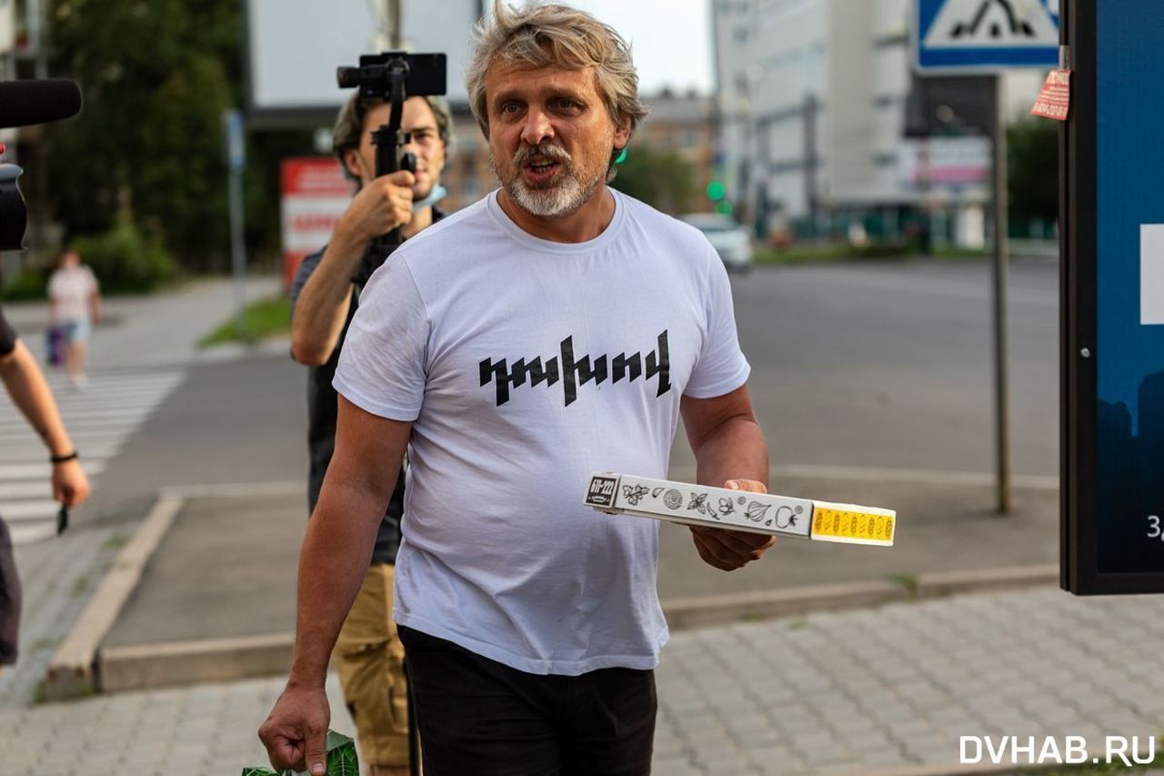 Грузинский блогер сменил хабаровские митинги на белорусские — Новости  Хабаровска