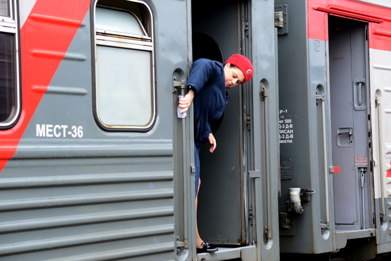 Поезд Хабаровск Владивосток