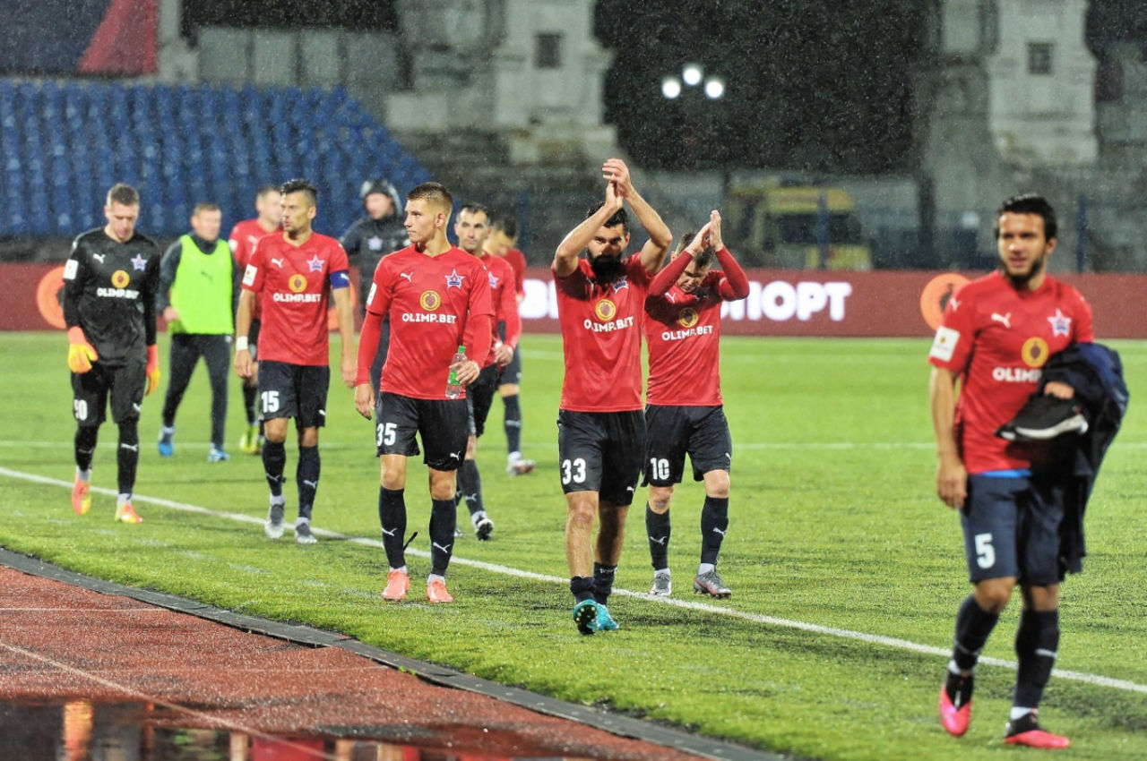Дождь и ветер не помеха: футболисты СКА одержали победу над «Акроном»