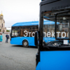 Свой первый рейс в 11:00 два электробуса начали с центральной пощади города — newsvl.ru