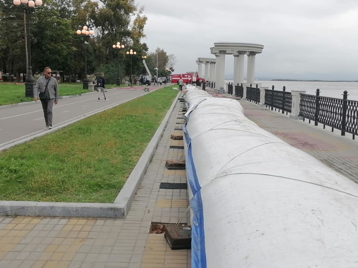 фонтаны на набережной хабаровска