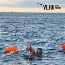 Восход во Владивостоке, закат в Калининграде: спортсмены совершили уникальный заплыв в одних из самых отдалённых городах России 